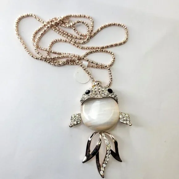 Fish Pendant Necklace - Picture 2 of 12